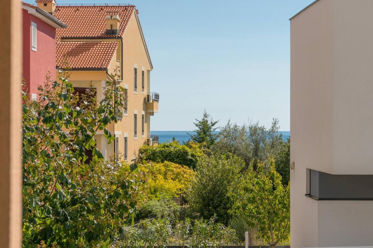 Apartment Carpe Diem Premantura Exterior photo